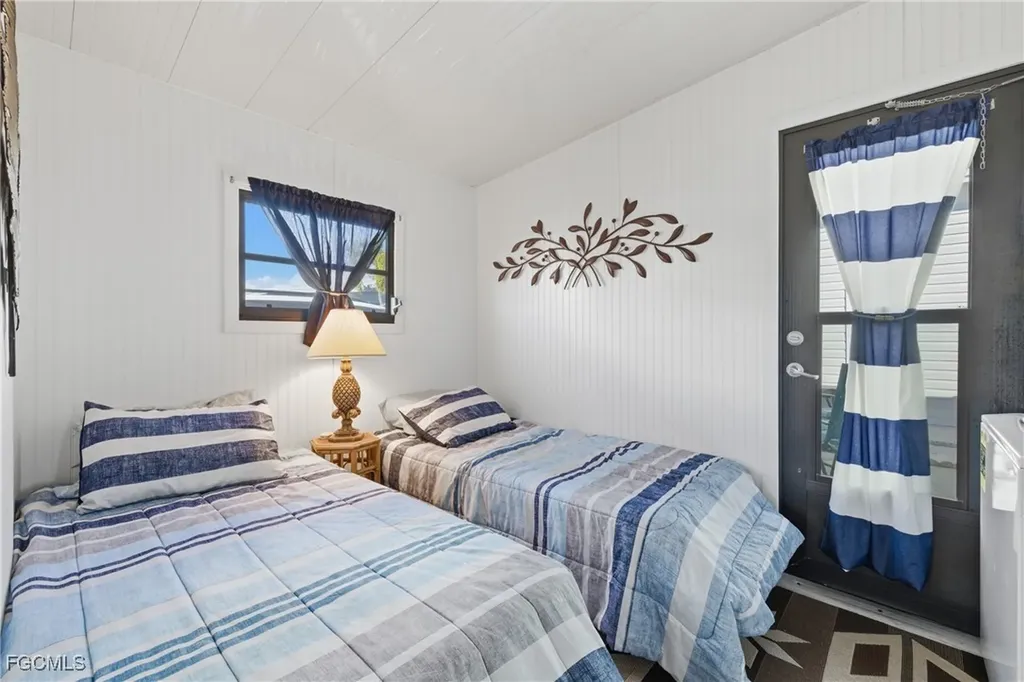 16301 Waxwing Lane Fort Myers FL 33908