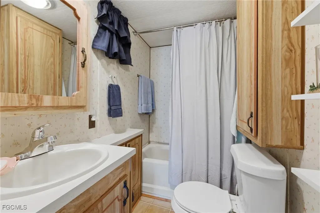 16301 Waxwing Lane Fort Myers FL 33908