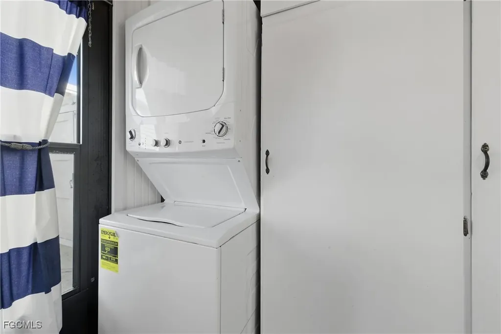 16301 Waxwing Lane Fort Myers FL 33908