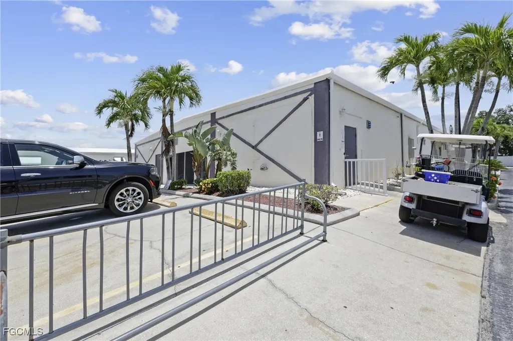 16301 Waxwing Lane Fort Myers FL 33908