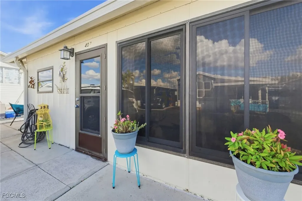 16301 Waxwing Lane Fort Myers FL 33908