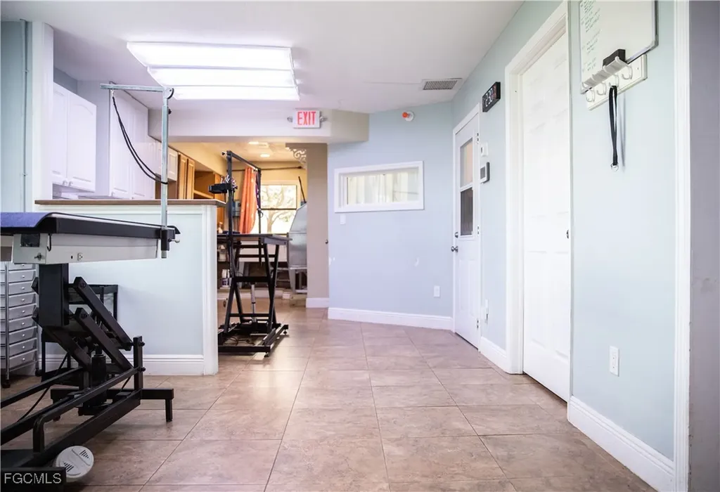 2828 Santa Barbara Boulevard Cape Coral FL 33914