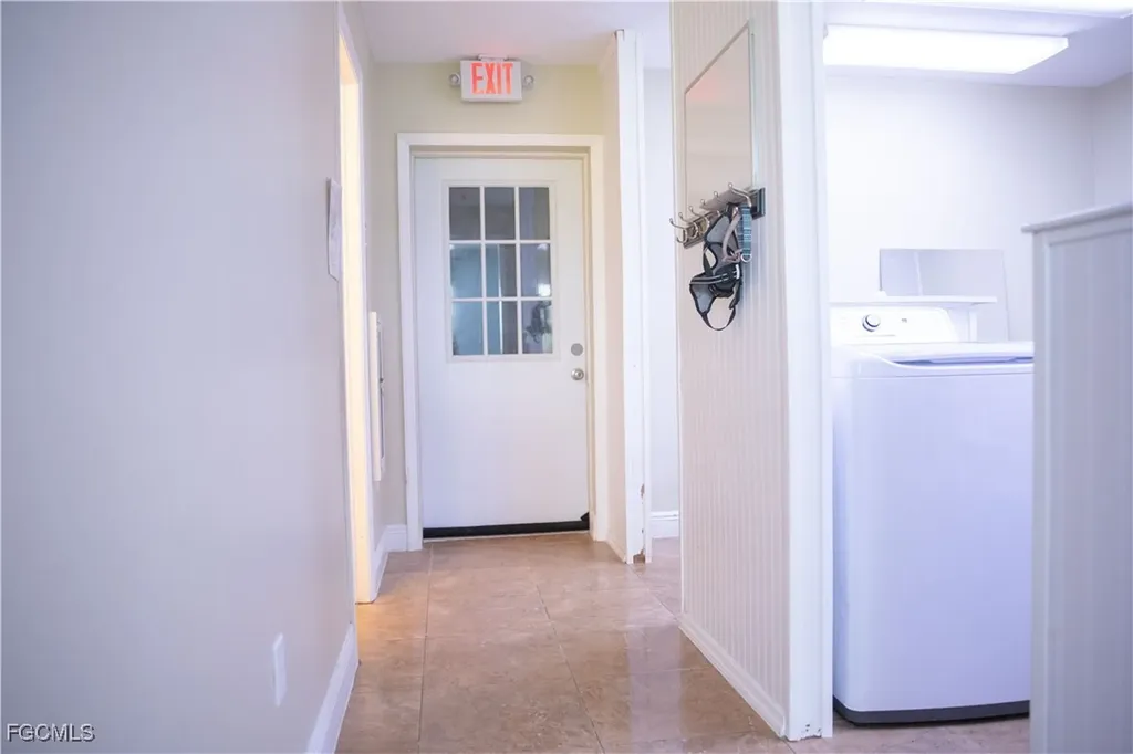 2828 Santa Barbara Boulevard Cape Coral FL 33914