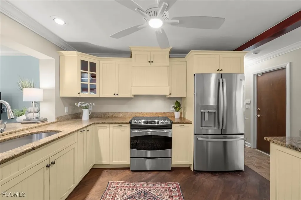 3325 Avocado Drive Fort Myers FL 33901