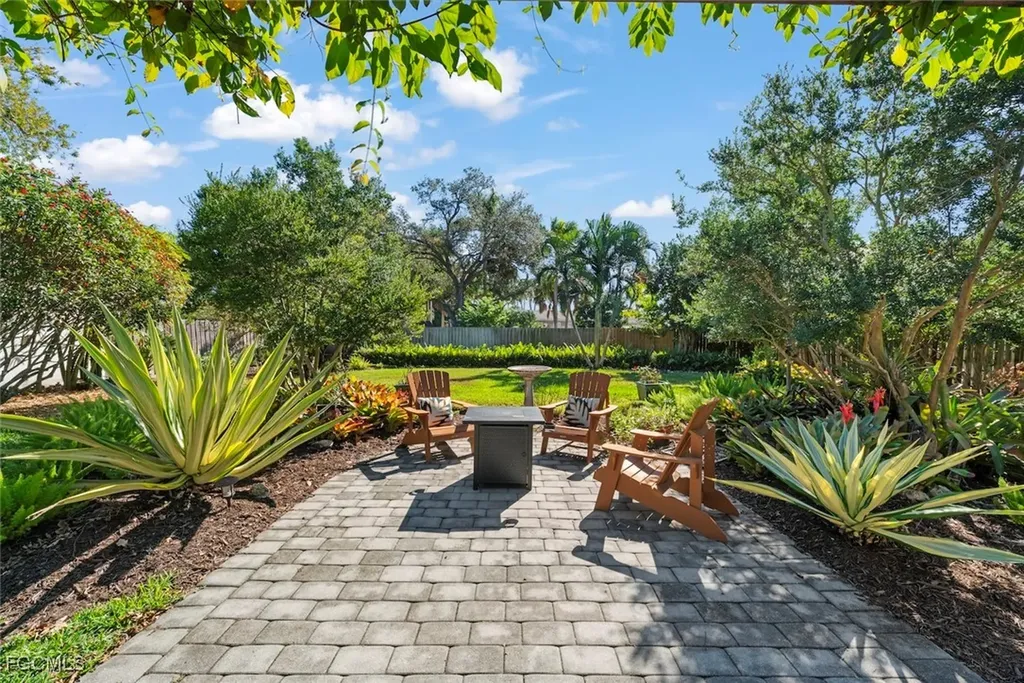 3325 Avocado Drive Fort Myers FL 33901