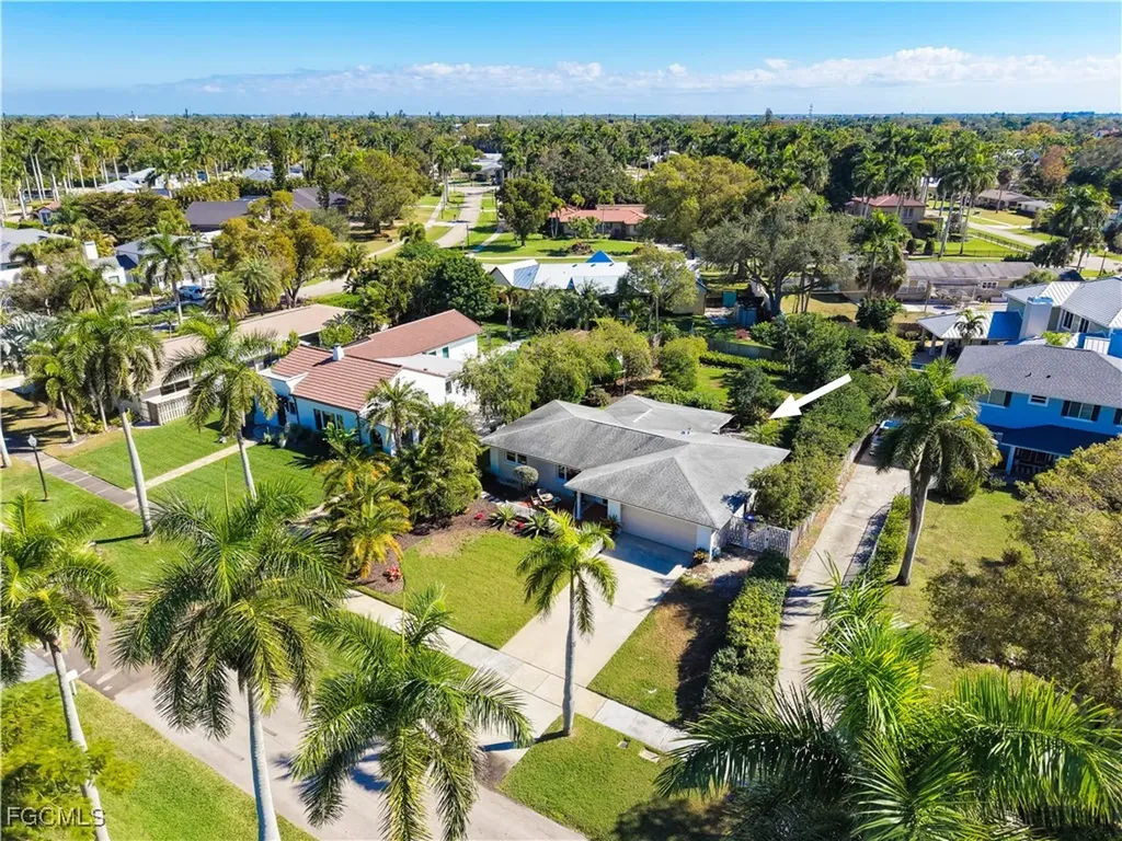 3325 Avocado Drive Fort Myers FL 33901