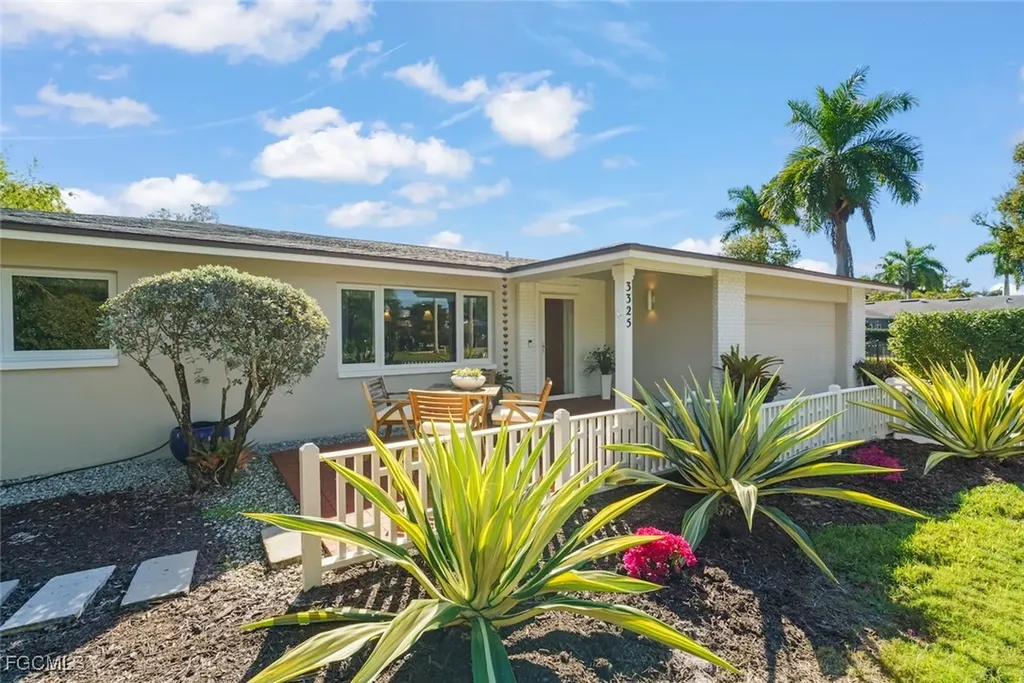 3325 Avocado Drive Fort Myers FL 33901