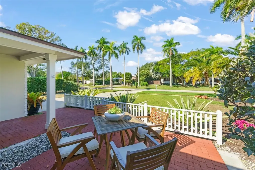 3325 Avocado Drive Fort Myers FL 33901