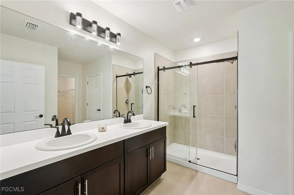 2188 Pigeon Plum Way North Fort Myers FL 33917
