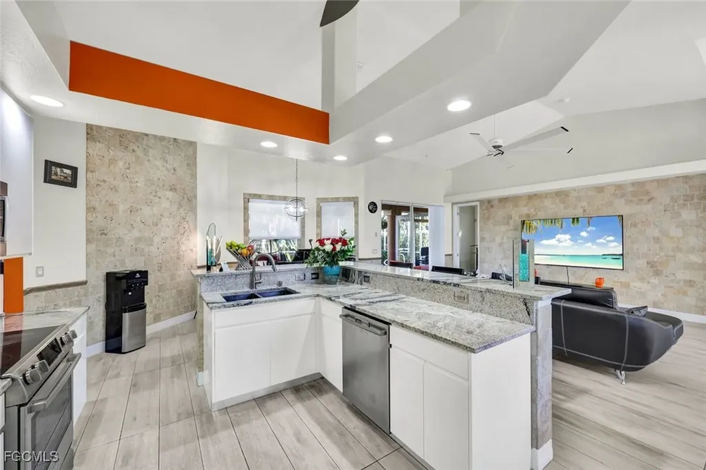 8596 Southwind Bay Circle Fort Myers FL 33908