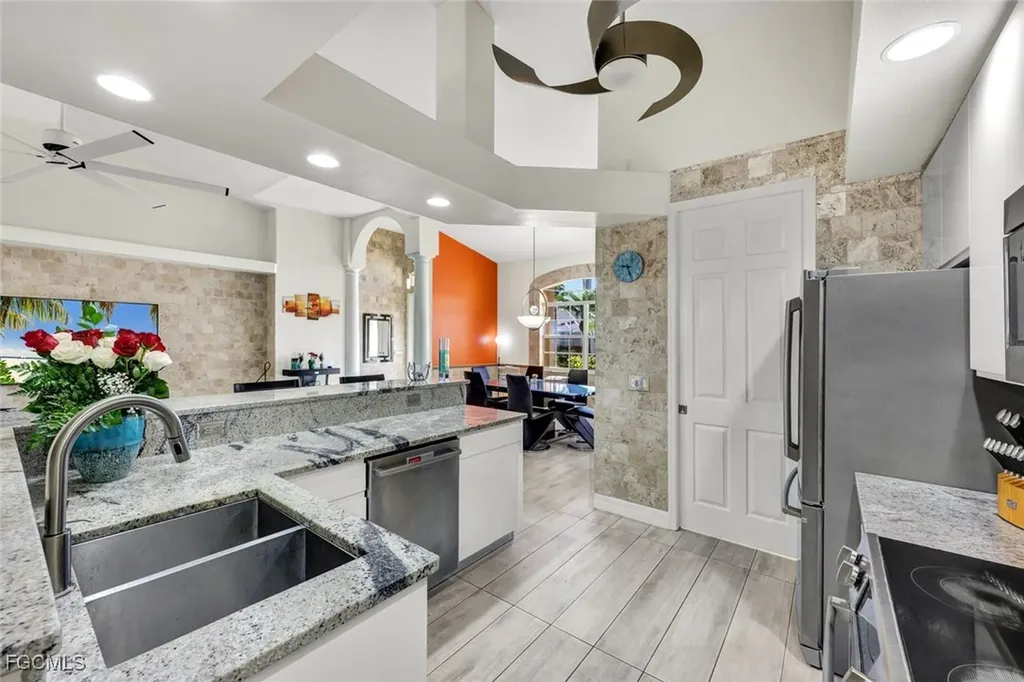 8596 Southwind Bay Circle Fort Myers FL 33908