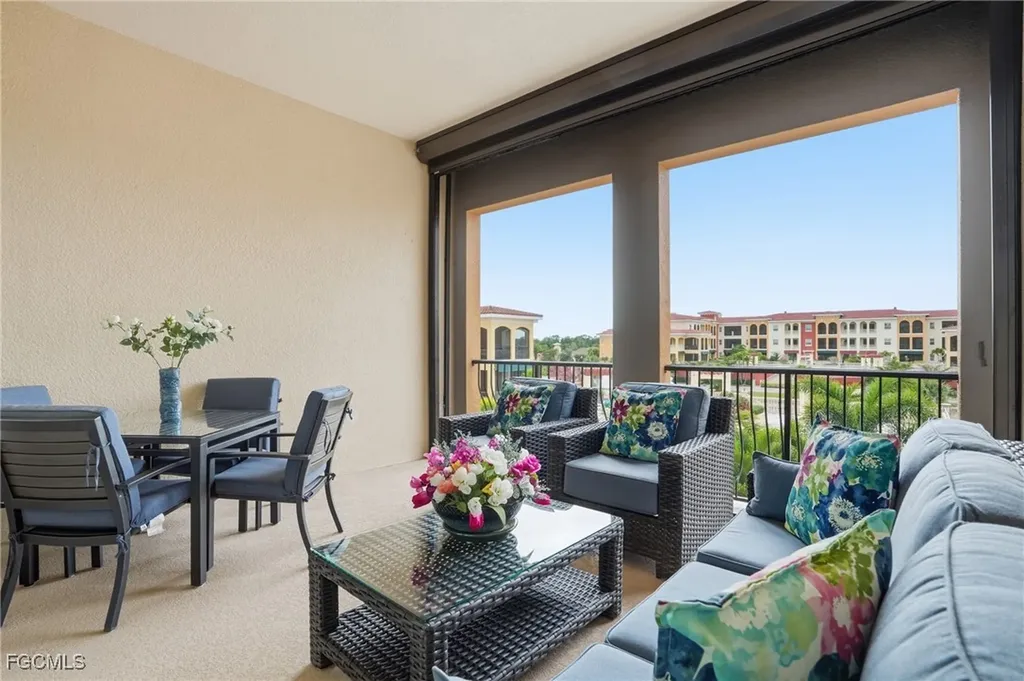 21490 Strada Nuova Circle Estero FL 33928