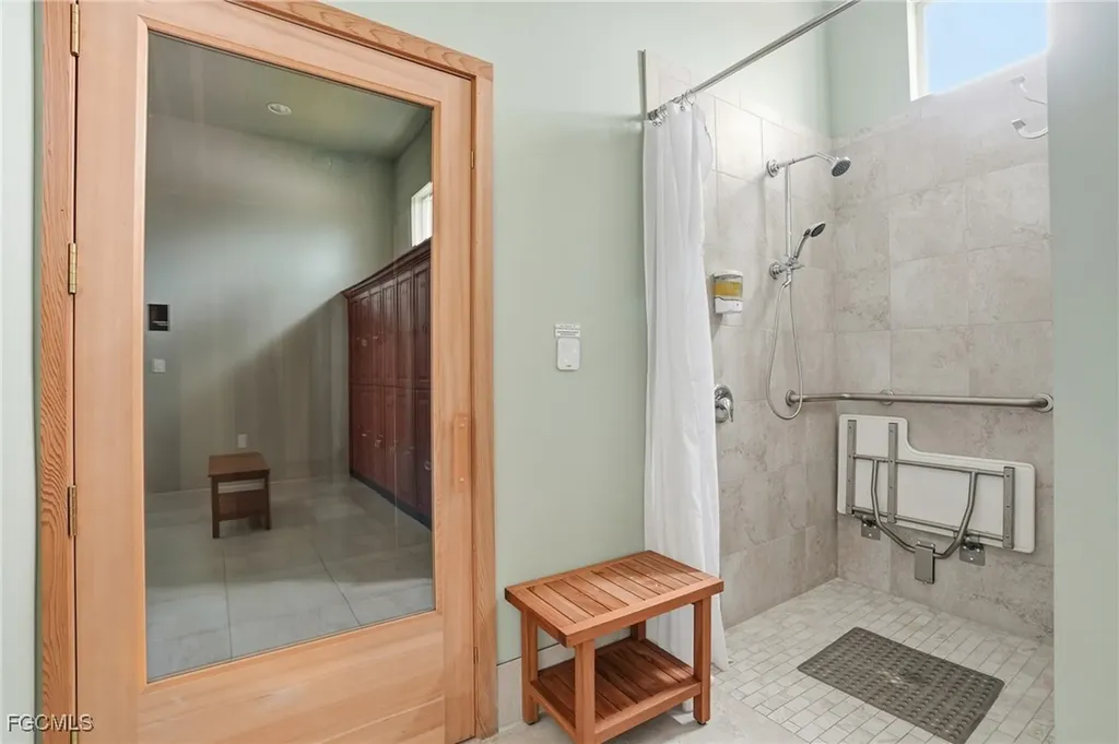 21490 Strada Nuova Circle Estero FL 33928