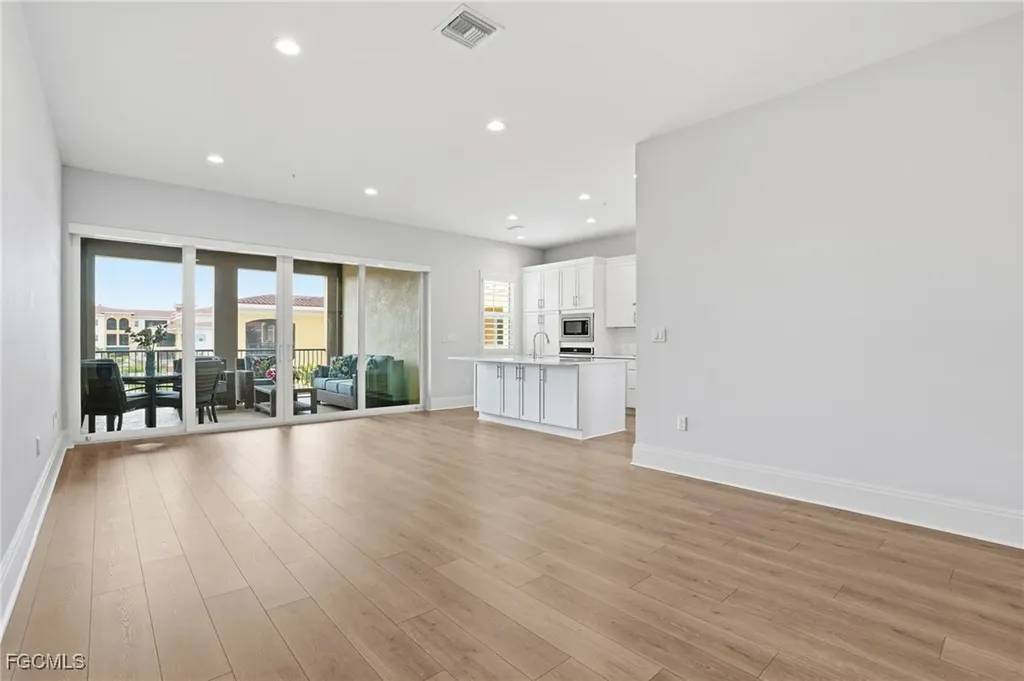 21490 Strada Nuova Circle Estero FL 33928