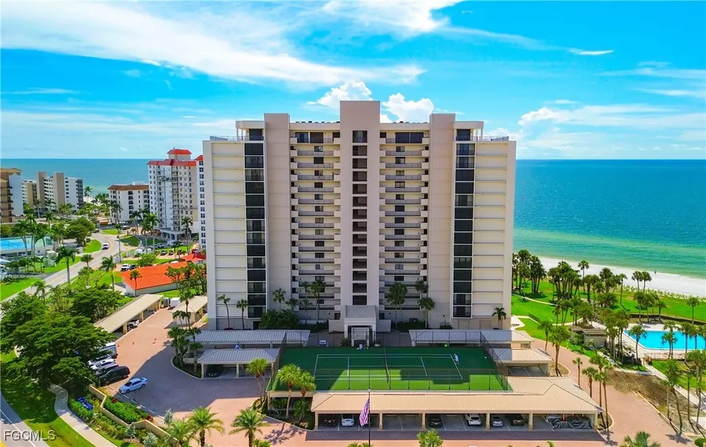 10851 Gulf Shore Drive Naples FL 34108