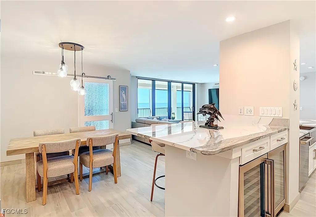 10851 Gulf Shore Drive Naples FL 34108