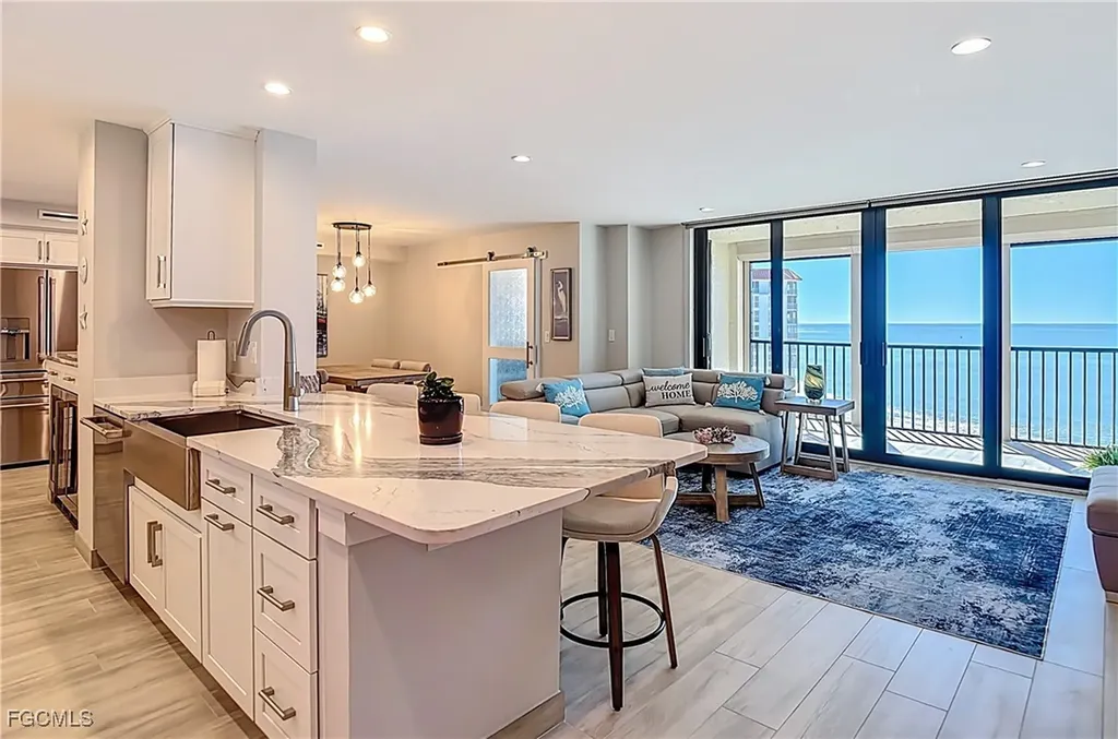 10851 Gulf Shore Drive Naples FL 34108