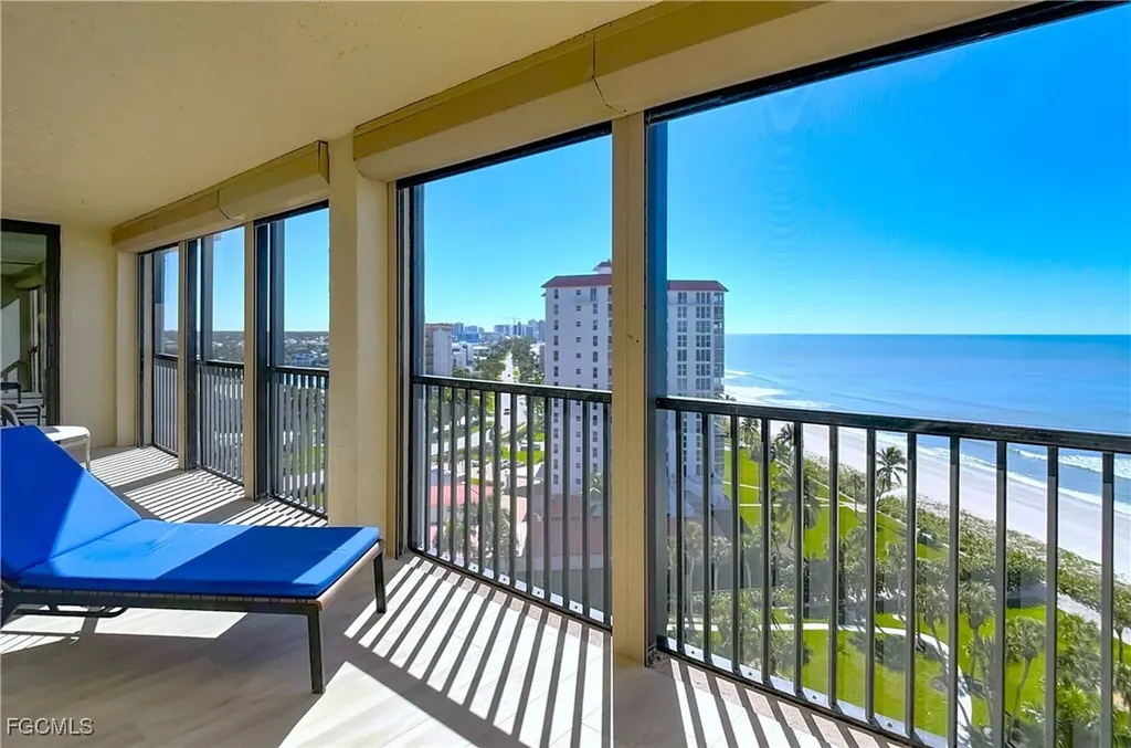 10851 Gulf Shore Drive Naples FL 34108