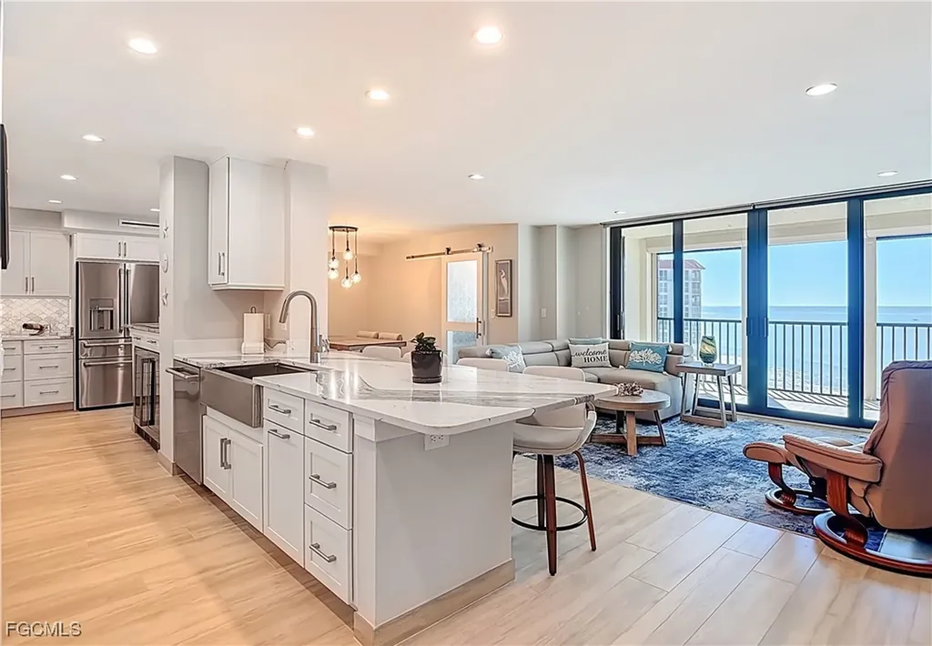 10851 Gulf Shore Drive Naples FL 34108