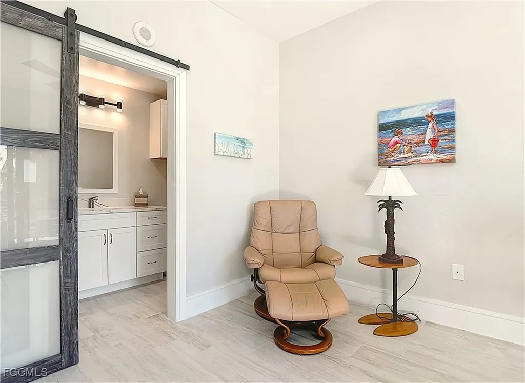 10851 Gulf Shore Drive Naples FL 34108