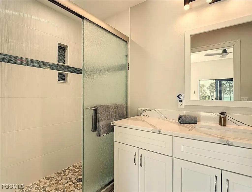 10851 Gulf Shore Drive Naples FL 34108