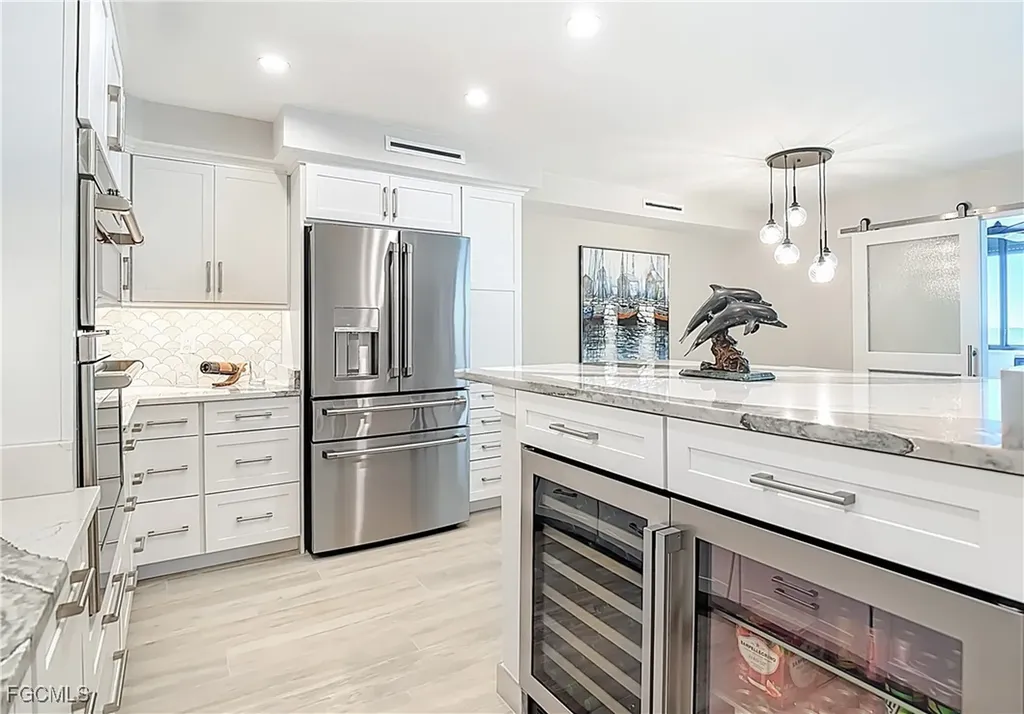 10851 Gulf Shore Drive Naples FL 34108