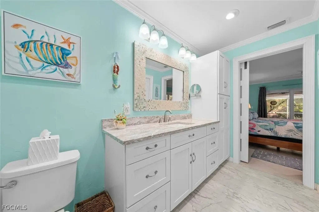 1056 S Yachtsman Drive Sanibel FL 33957