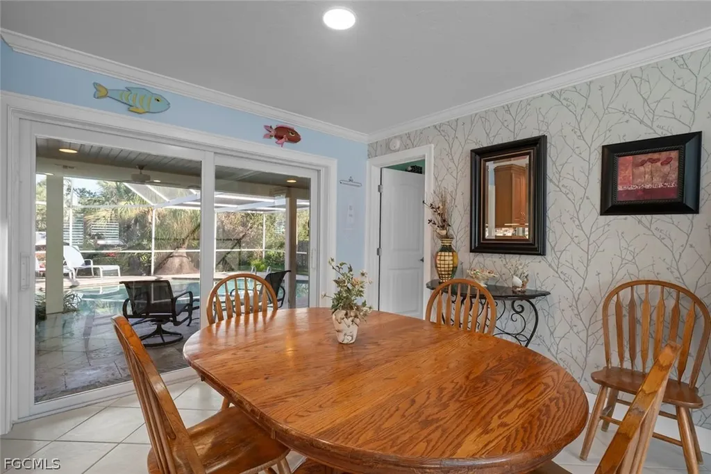 1056 S Yachtsman Drive Sanibel FL 33957