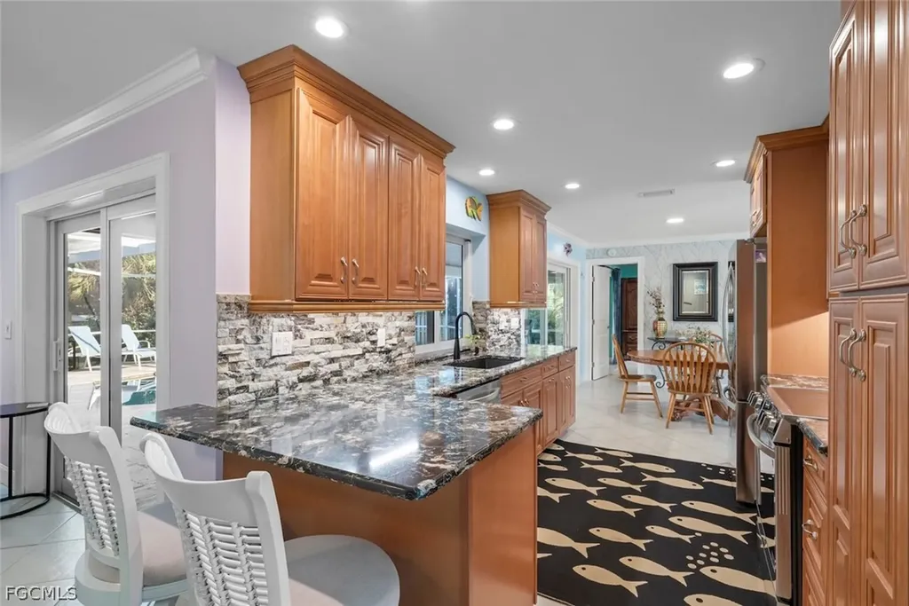1056 S Yachtsman Drive Sanibel FL 33957