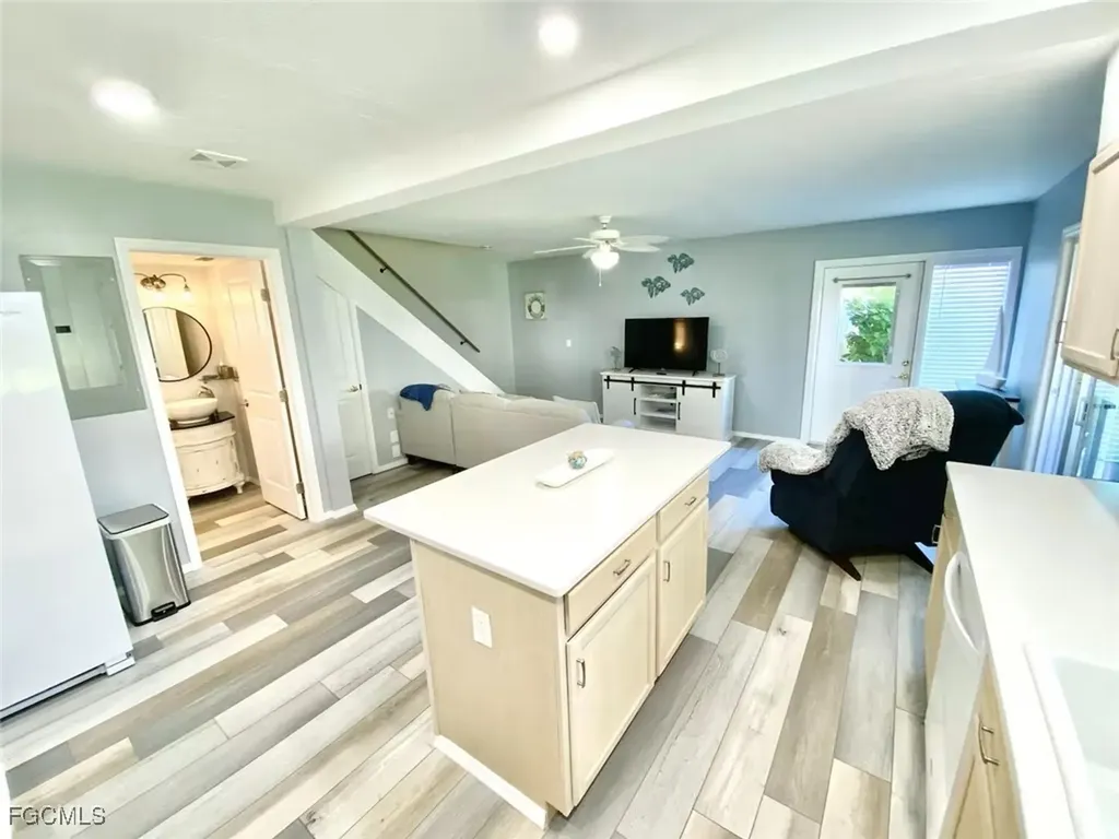 3338 Ottawa Circle Fort Myers FL 33907