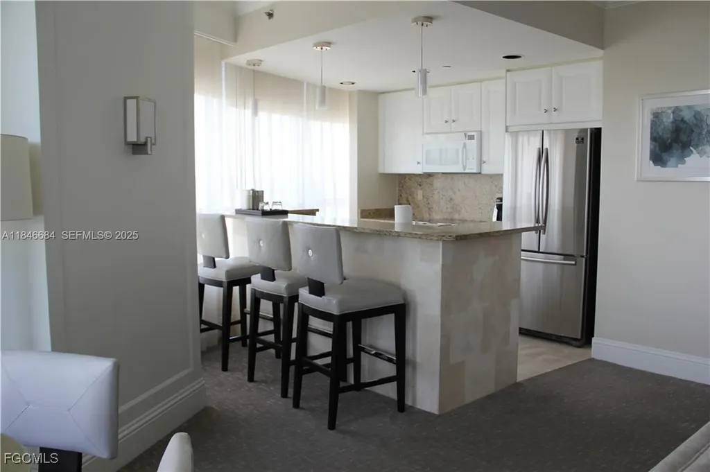 4401 Collins Avenue Miami Beach FL 33140-3227