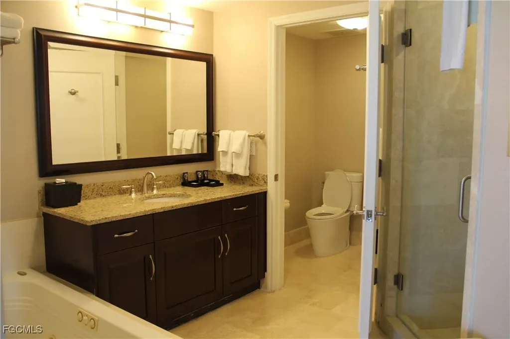 4401 Collins Avenue Miami Beach FL 33140-3227