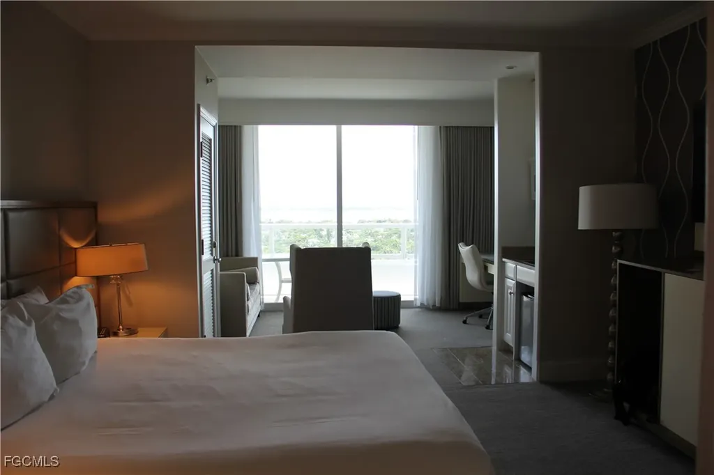4401 Collins Avenue Miami Beach FL 33140-3227