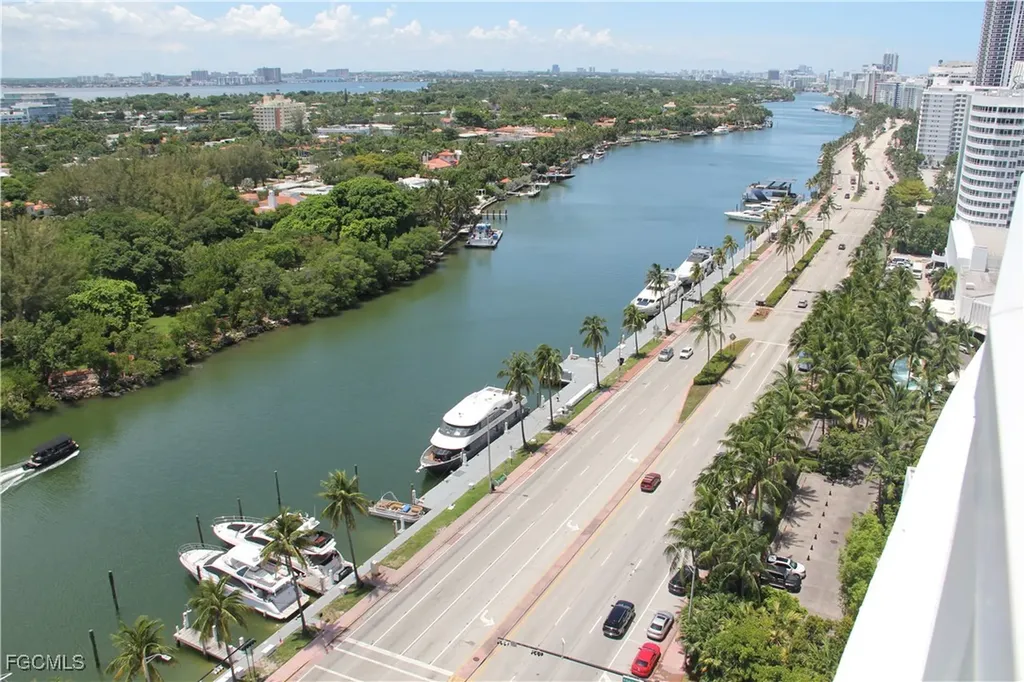 4401 Collins Avenue Miami Beach FL 33140-3227
