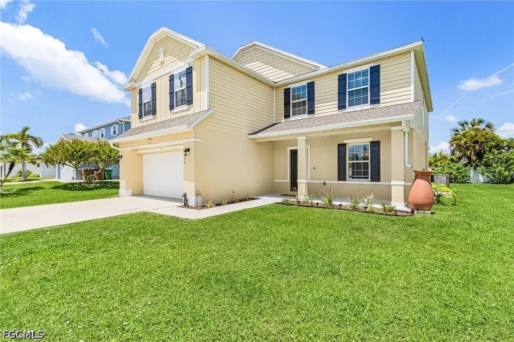 2235 SW 2nd Lane Cape Coral FL 33991