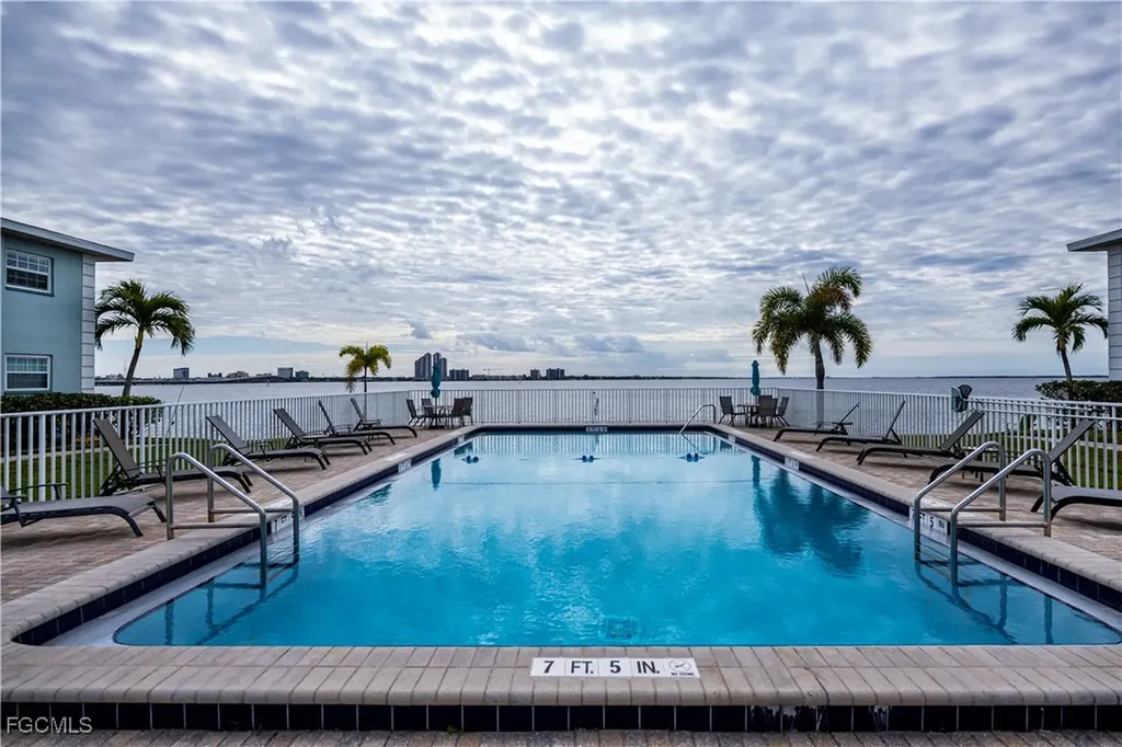 3324 N Key Drive North Fort Myers FL 33903