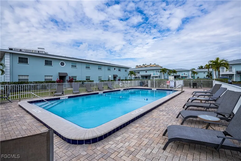 3324 N Key Drive North Fort Myers FL 33903