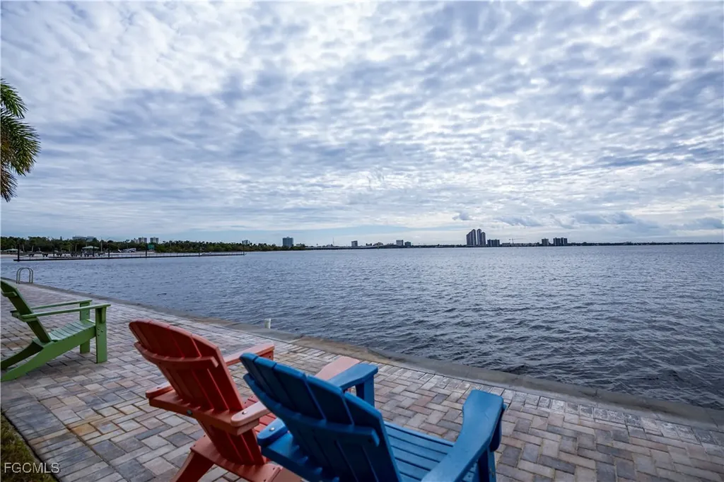 3324 N Key Drive North Fort Myers FL 33903