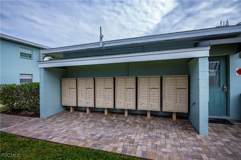 3324 N Key Drive North Fort Myers FL 33903