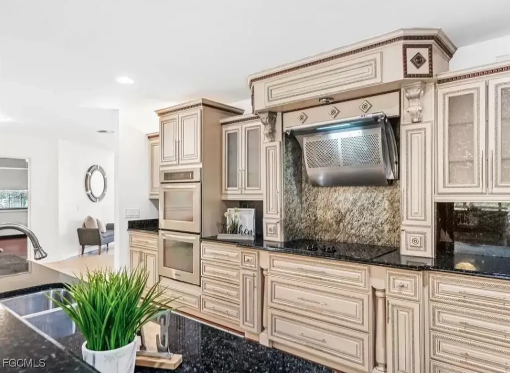 6343 Mark Lane Fort Myers FL 33966