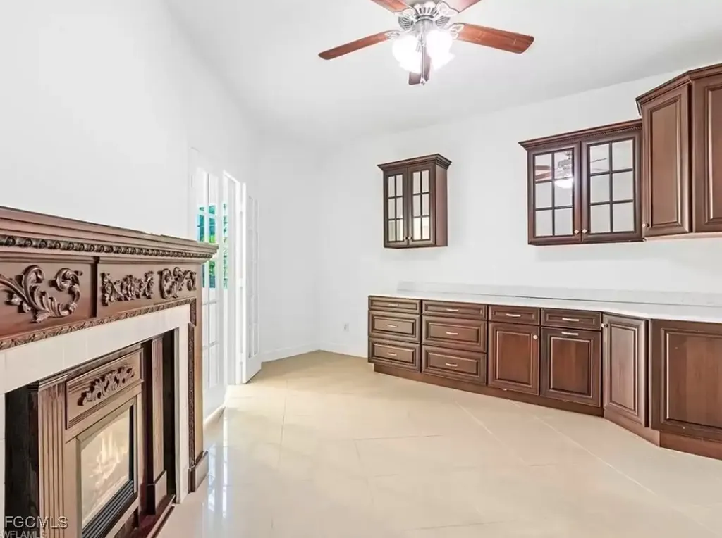 6343 Mark Lane Fort Myers FL 33966