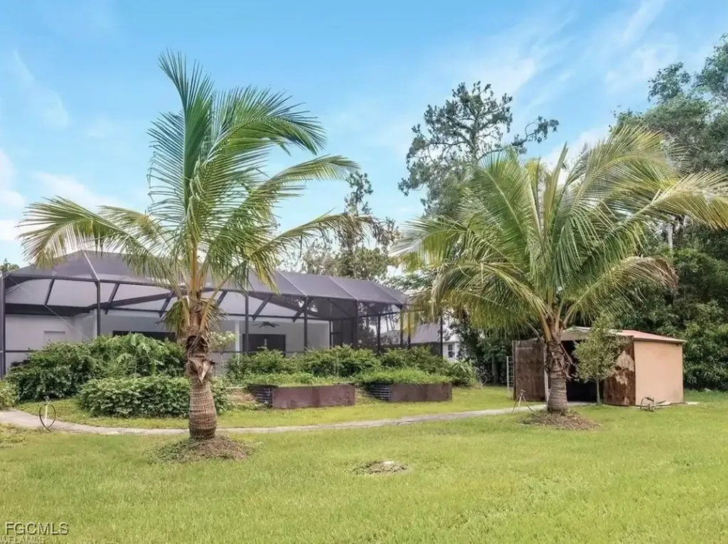 6343 Mark Lane Fort Myers FL 33966