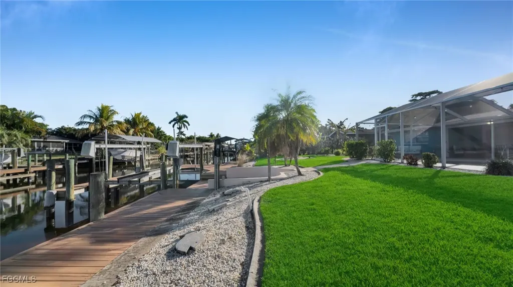 4919 SW 3rd Avenue Cape Coral FL 33914