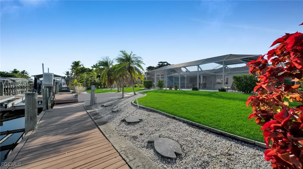 4919 SW 3rd Avenue Cape Coral FL 33914
