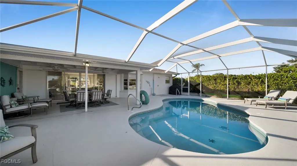 4919 SW 3rd Avenue Cape Coral FL 33914