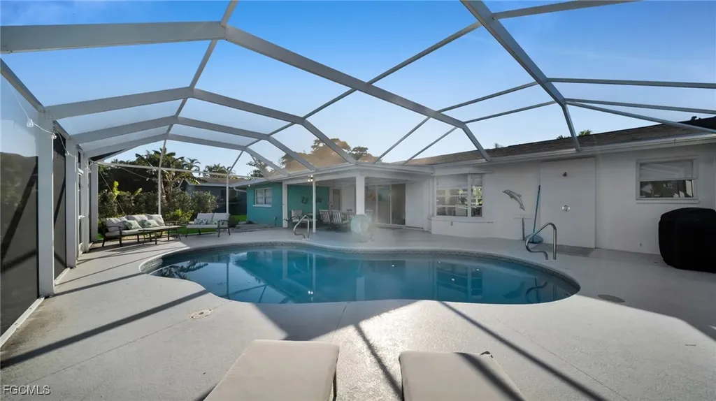 4919 SW 3rd Avenue Cape Coral FL 33914