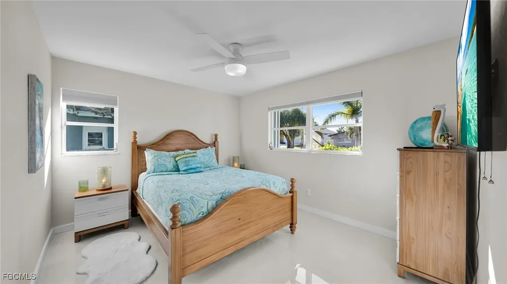 4919 SW 3rd Avenue Cape Coral FL 33914