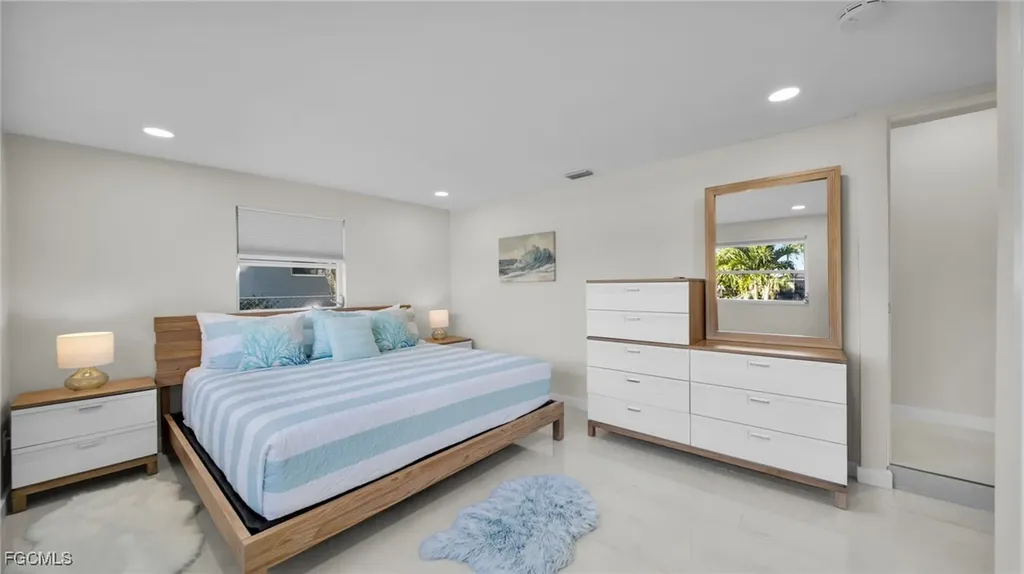 4919 SW 3rd Avenue Cape Coral FL 33914