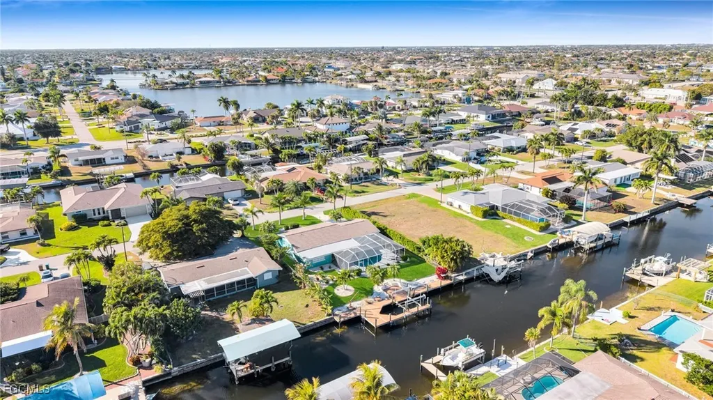 4919 SW 3rd Avenue Cape Coral FL 33914