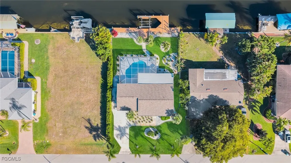 4919 SW 3rd Avenue Cape Coral FL 33914
